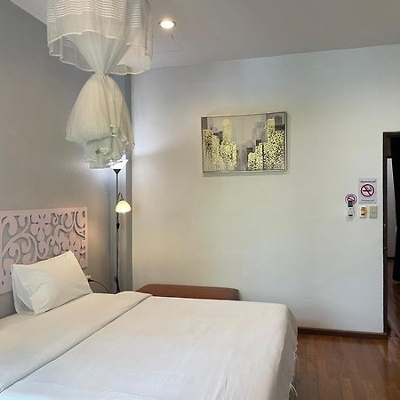 Nawaporn Place Phuket Eksteriør bilde