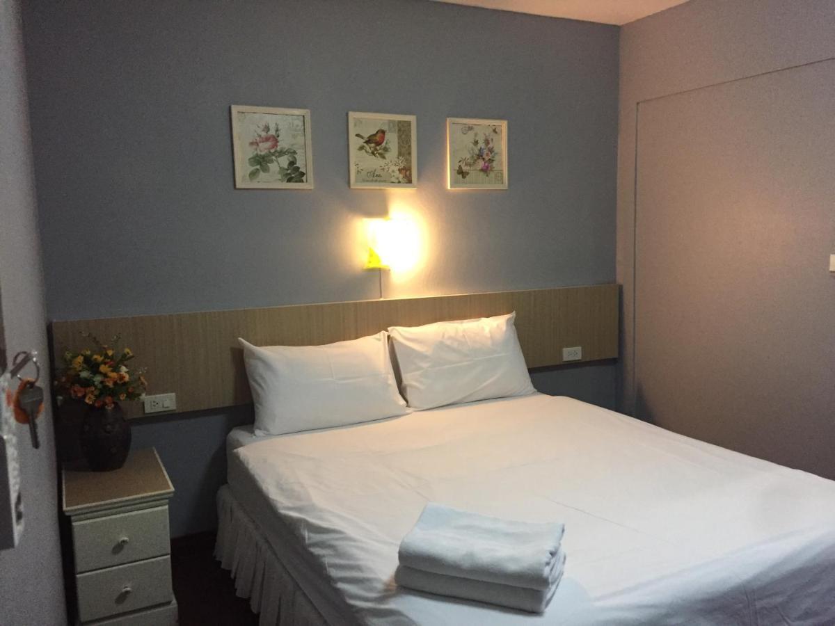 Nawaporn Place Phuket Eksteriør bilde