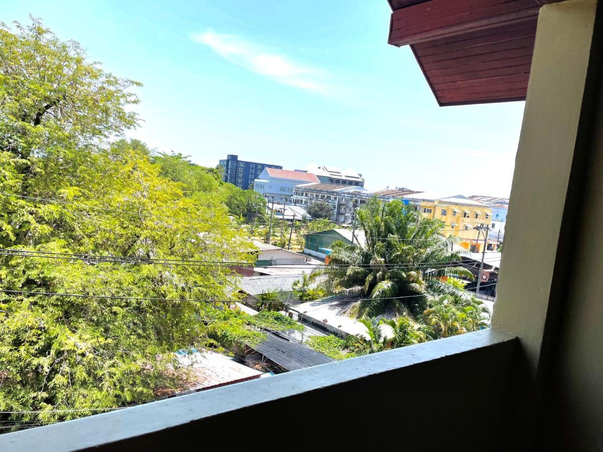 Nawaporn Place Phuket Eksteriør bilde
