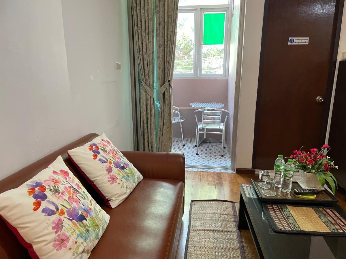 Nawaporn Place Phuket Eksteriør bilde