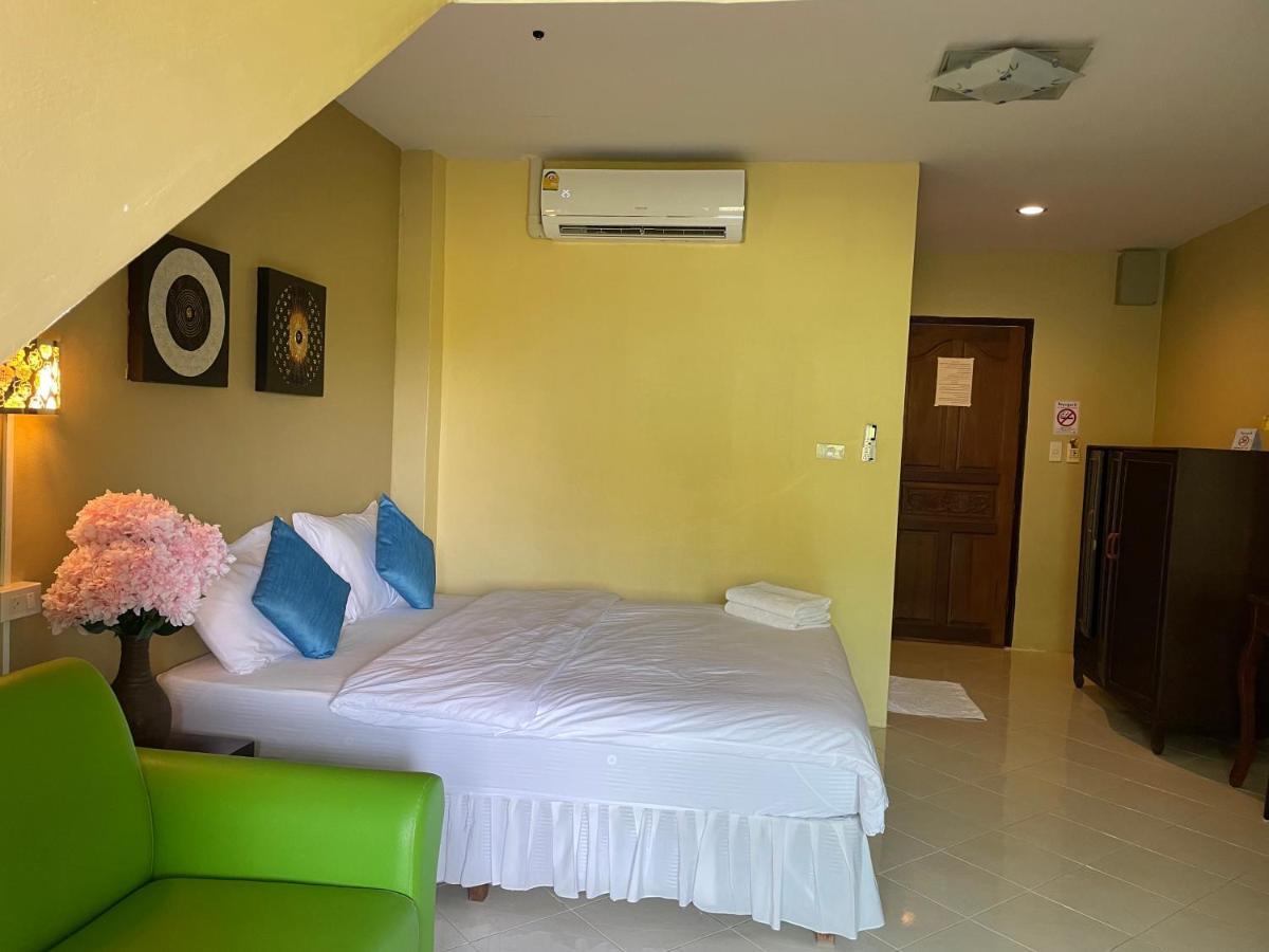 Nawaporn Place Phuket Eksteriør bilde