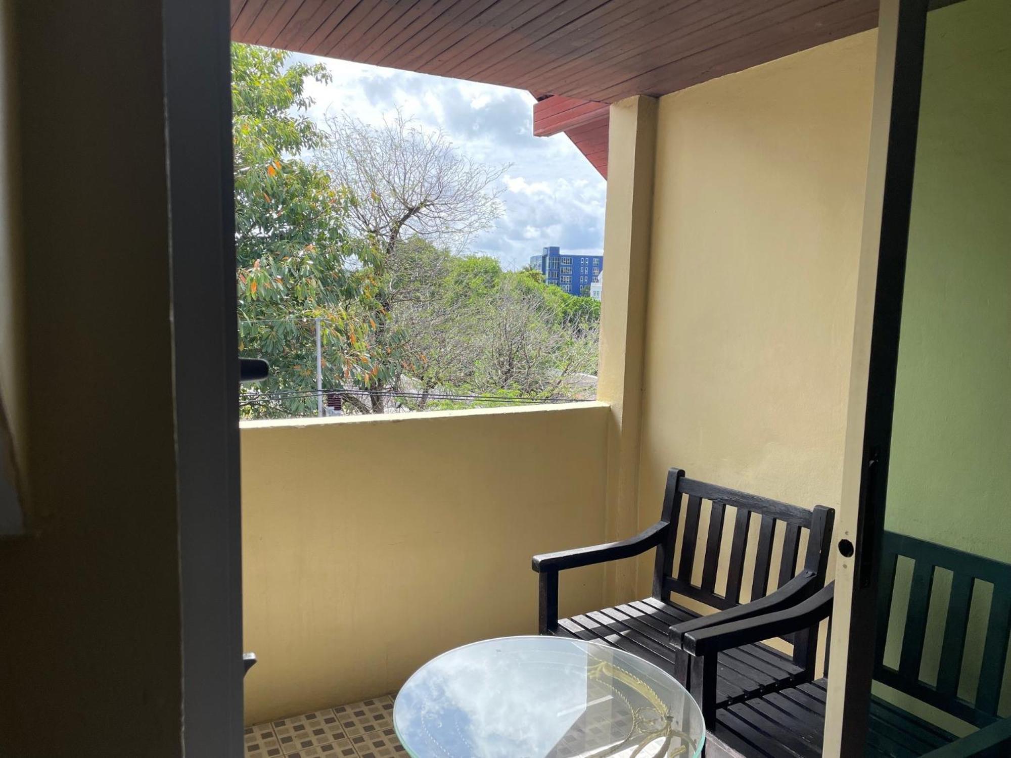 Nawaporn Place Phuket Eksteriør bilde