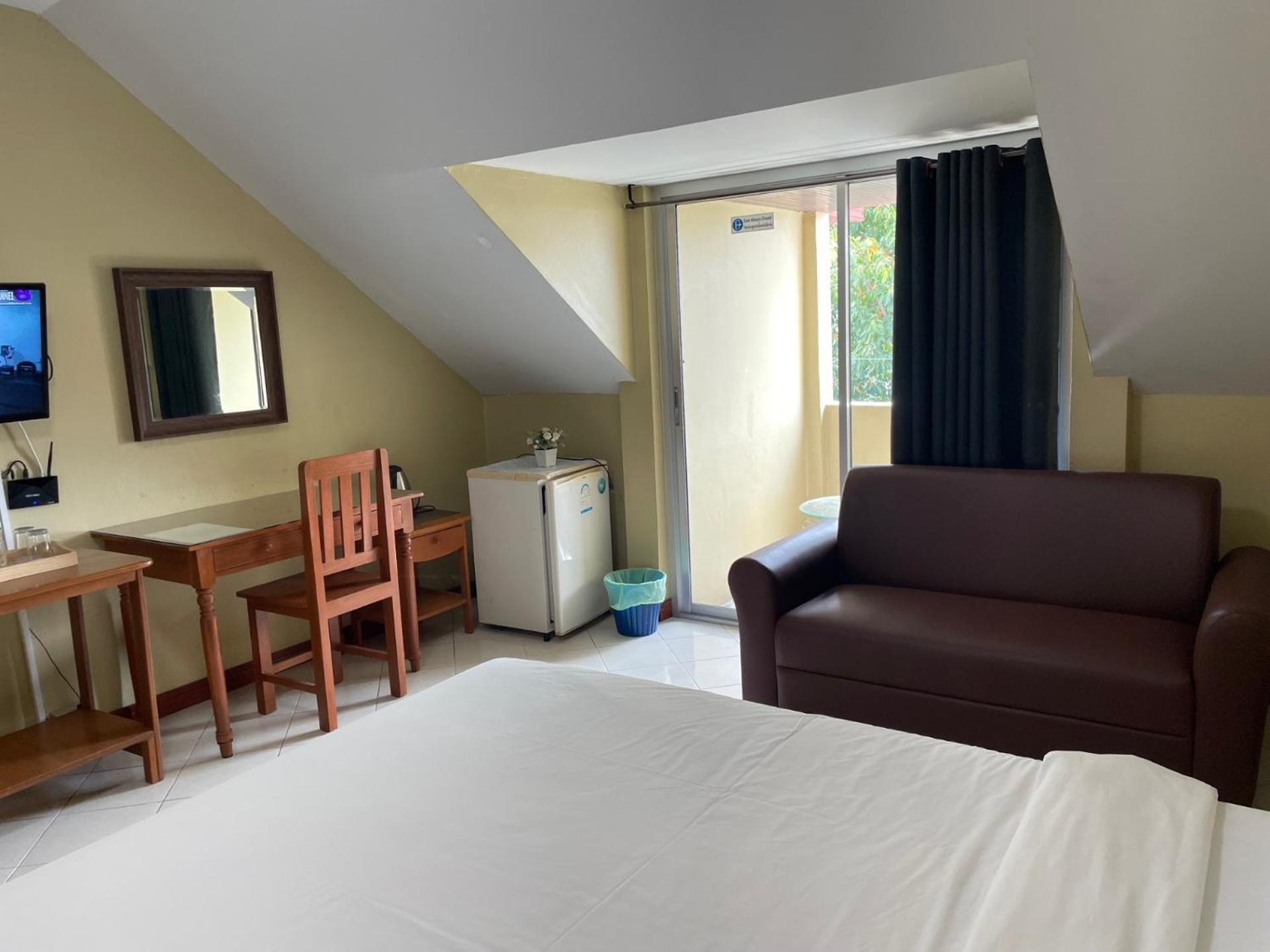 Nawaporn Place Phuket Eksteriør bilde