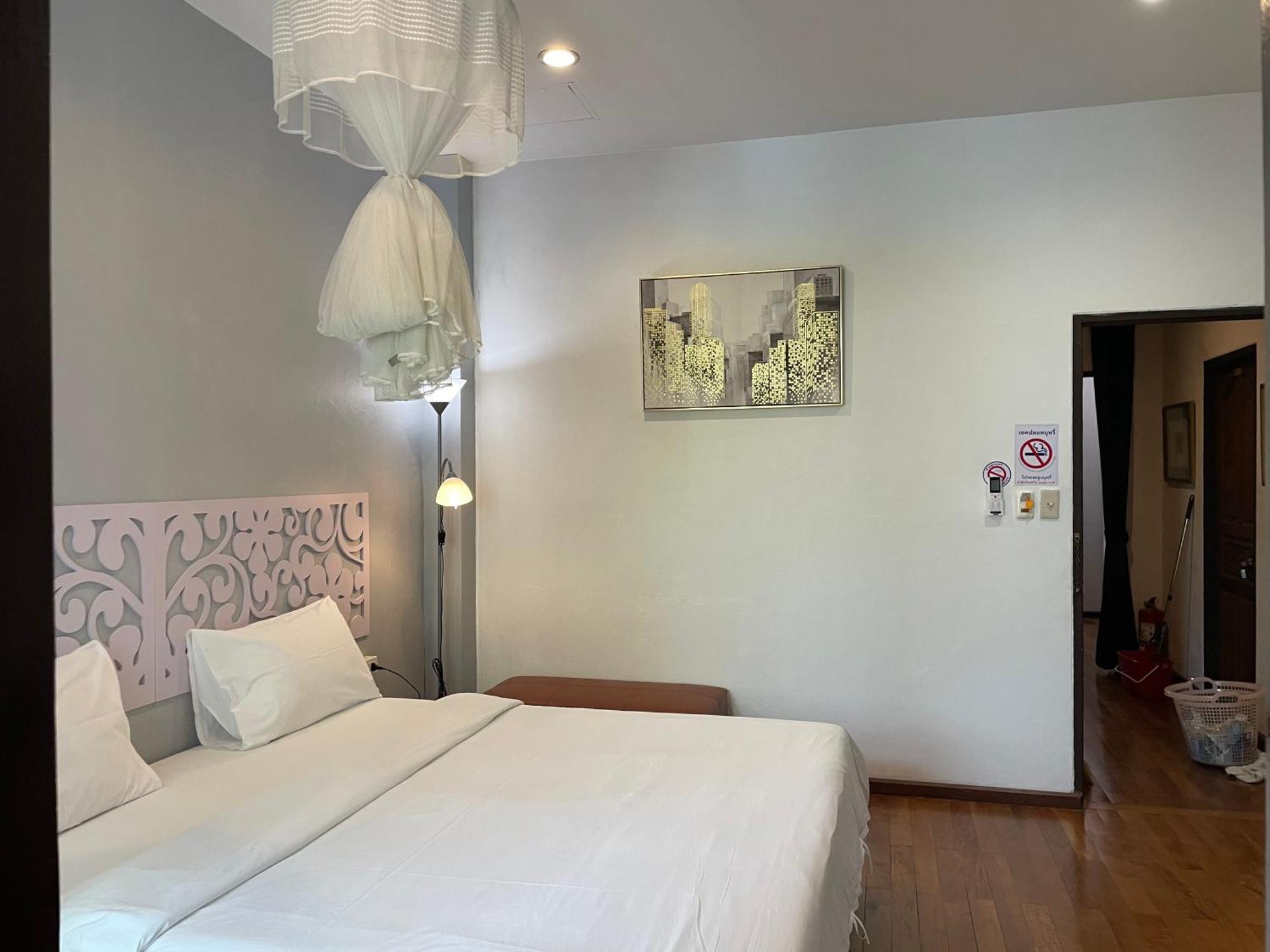 Nawaporn Place Phuket Eksteriør bilde