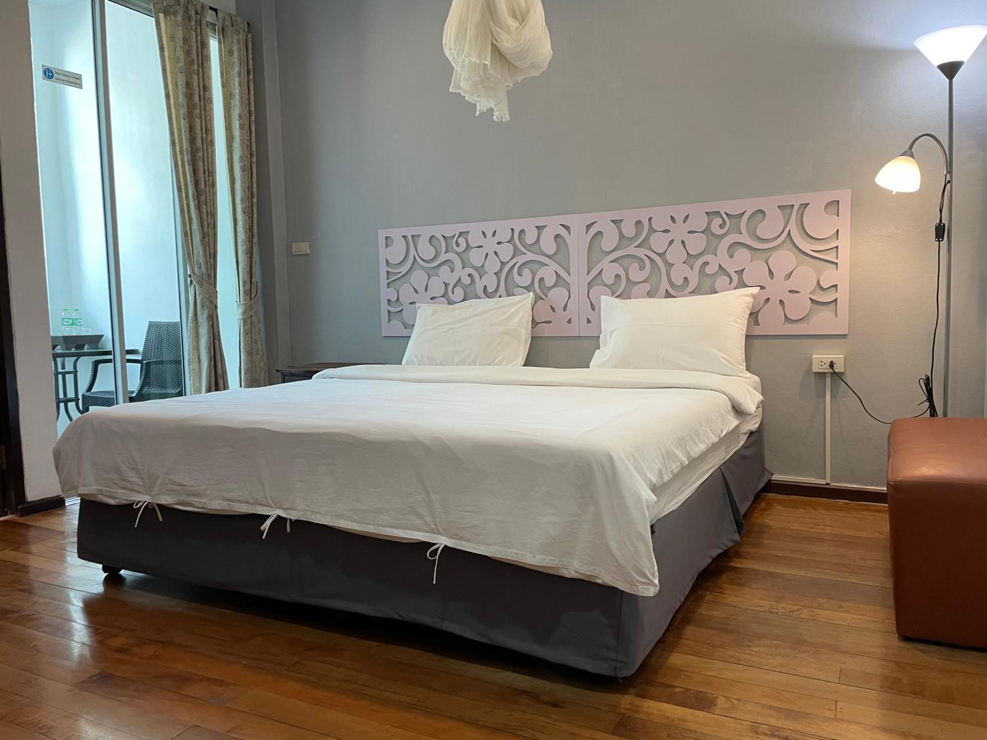 Nawaporn Place Phuket Eksteriør bilde